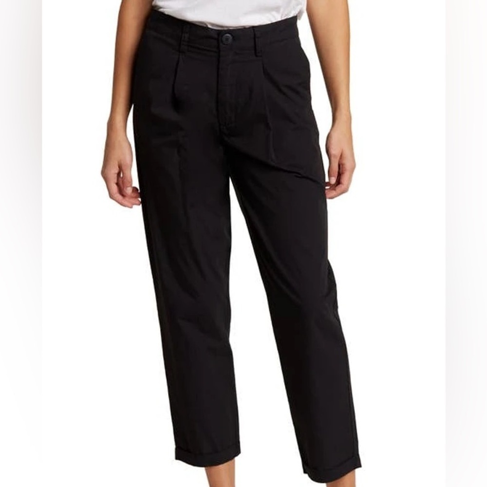 KUT from the Kloth Antonia High Waist Pleated %100 cotton pants. New